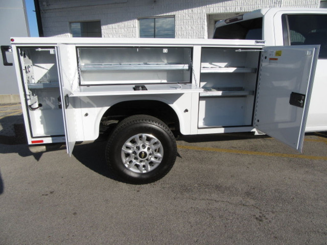 2021 Chevrolet Silverado 2500 GAS CREW 4X4 NEW SERVICE/UTILITY B in Cars & Trucks in Oakville / Halton Region - Image 3