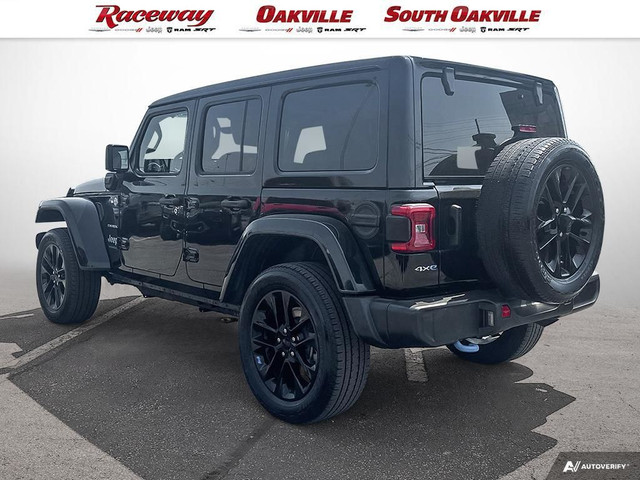 2023 Jeep Wrangler SAHARA 4XE | SKY TOP | LEATHER | HEATED SEATS in Cars & Trucks in Mississauga / Peel Region - Image 4