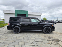 2019 Ford Flex Limited AWD with 192,000kms. This vehicle comes safety certified. Financing and Leasi... (image 3)