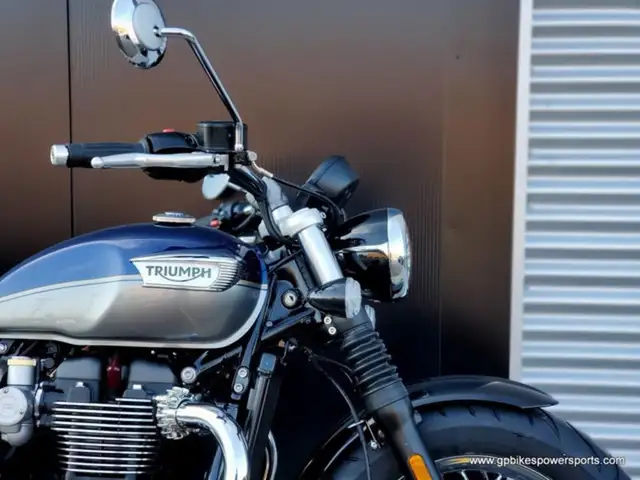 2024 Triumph Bonneville Speedmaster Pacific BlueSilver Ice in Street, Cruisers & Choppers in Oshawa / Durham Region - Image 14