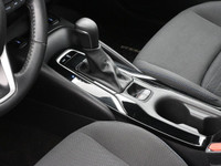 The 2022 Toyota Corolla SE combines sporty style with everyday practicality, delivering a fun-to-dri... (image 7)