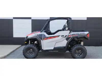 2025 Polaris GENERAL 1000 SPORT Découvrez le 2025 Polaris GENERAL 1000 SPORT - un mélange parfait de...