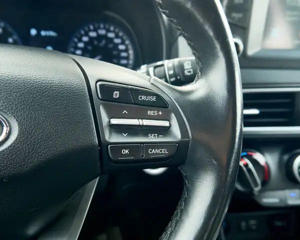 2021 Hyundai Kona Preferred | Awd | Cloth Interior in Cars & Trucks in Edmonton - Image 17