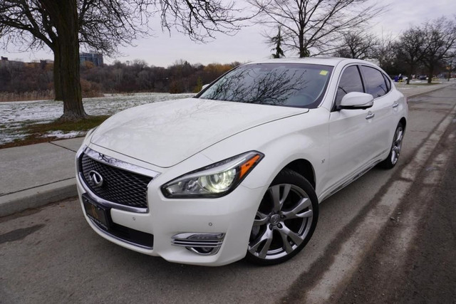  2016 Infiniti Q70 1 OWNER / NO ACCIDENTS /RARE V6 / IMMACULATE  in Cars & Trucks in Mississauga / Peel Region - Image 2
