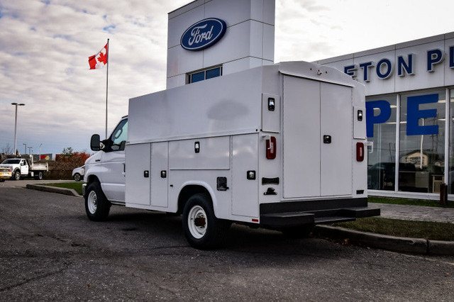 2024 Ford E-Series Cutaway BASE - Small Town Feel Big City Deal in Cars & Trucks in Ottawa - Image 3