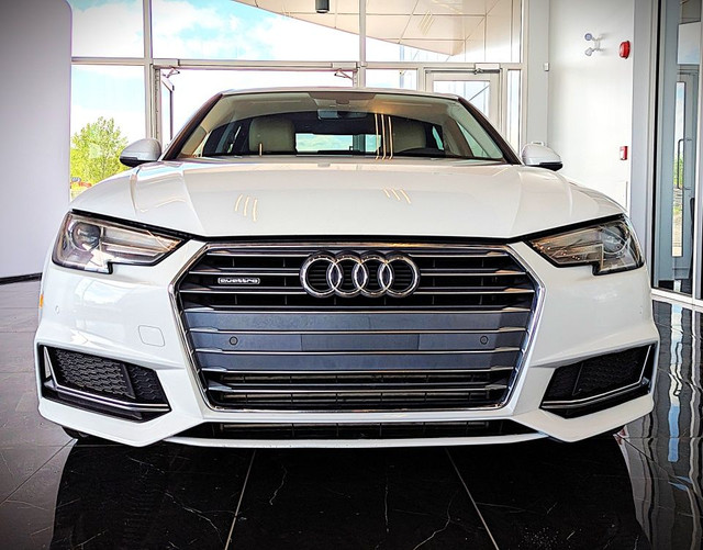 2019 Audi A4 Sedan Komfort in Cars & Trucks in City of Montréal - Image 2