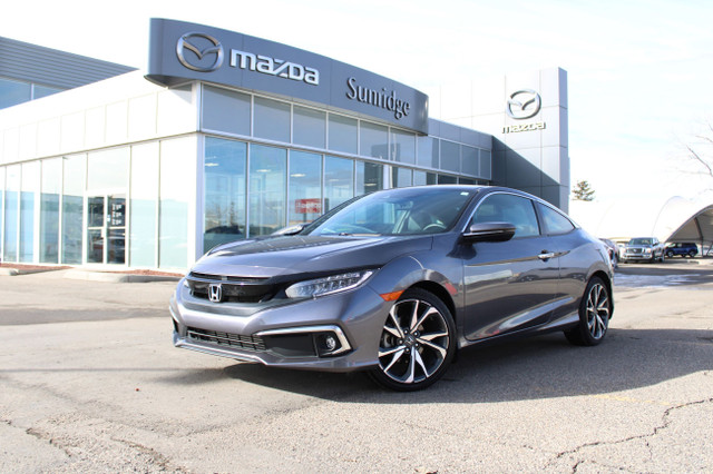 2020 Honda Civic Coupe Touring Coupe W/ LEATHER in Cars & Trucks in Calgary