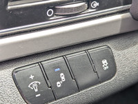 1 YEAR WARRANTY! ALTHOUGH THIS ELANTRA HAS 313,000KMS IT LOOKS AND DRIVES LIKE IT ONLY HAS 50,000KMS... (image 8)