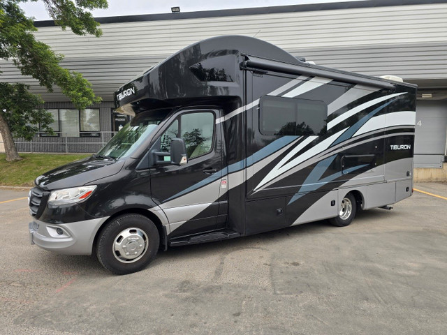 2023 Mercedes-Benz Sprinter Cab Chassis 3500 \ Thor Motor Coach  in Cars & Trucks in Calgary