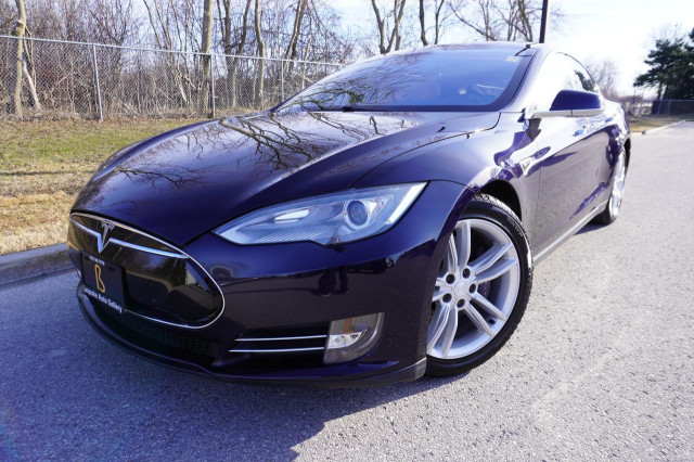 2013 Tesla Model S NO ACCIDENTS / LOCAL / LOW KM'S / 7 PASS / 60 in Cars & Trucks in Mississauga / Peel Region