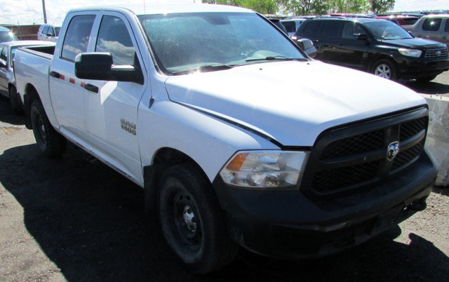 2014 Ram Ram Pickup 1500 in Cars & Trucks in Calgary - Image 3