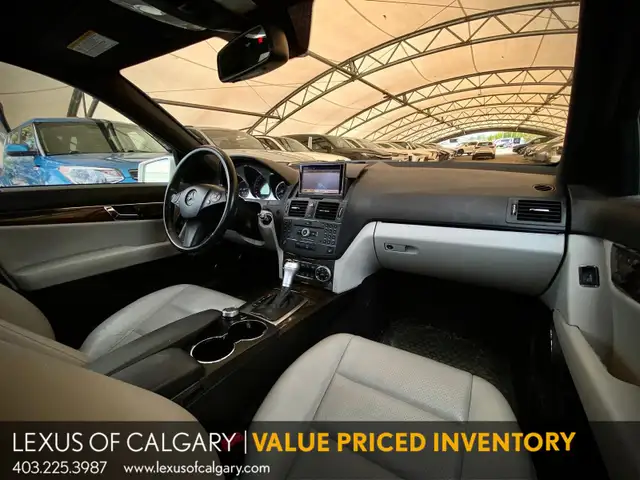 2010 Mercedes-Benz C-Class in Cars & Trucks in Calgary - Image 13