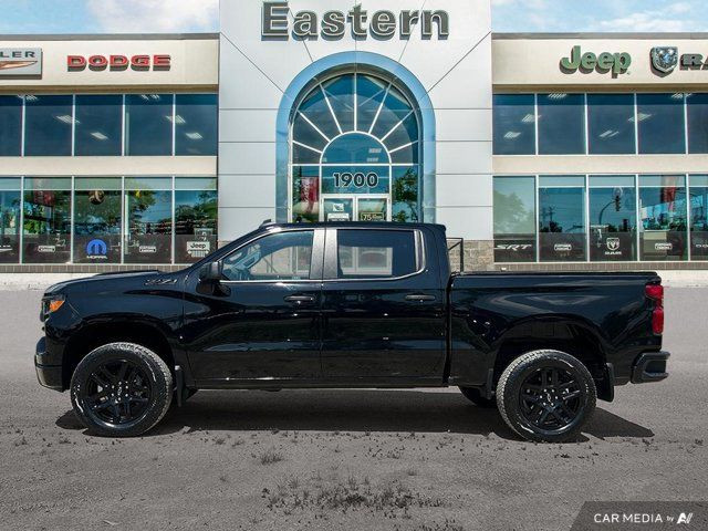 2024 Chevrolet Silverado 1500 Custom Trail Boss | Remote Start in Cars & Trucks in Winnipeg - Image 2