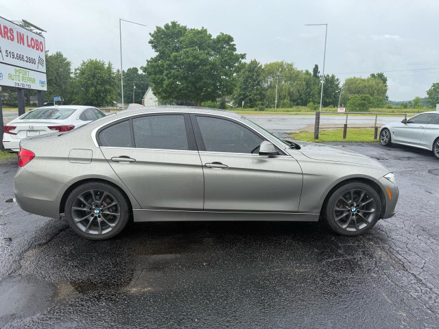 2016 BMW 3 Series 328i xDrive AWD in Cars & Trucks in London - Image 2