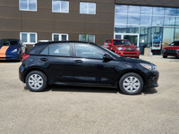 This Kia Rio 5-door delivers a Regular Unleaded I-4 1.6 L/98 engine powering this Variable transmiss... (image 5)