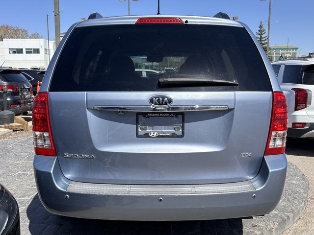 2011 Kia Sedona EX No Accidents | Aftermarket Touchscreen | 7 in Cars & Trucks in Calgary - Image 4