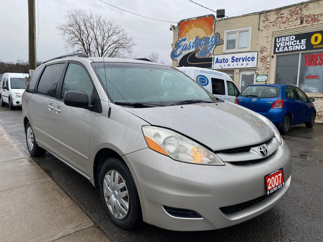 2007 Toyota Sienna SAFETY INCLUDED in Cars & Trucks in St. Catharines - Image 4