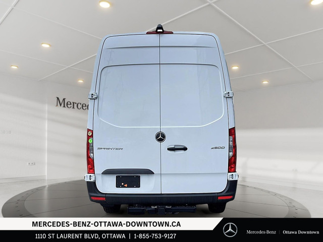 2024 Mercedes-Benz Sprinter 2500 170 Wheelbase High Roof RWD in Cars & Trucks in Ottawa - Image 3