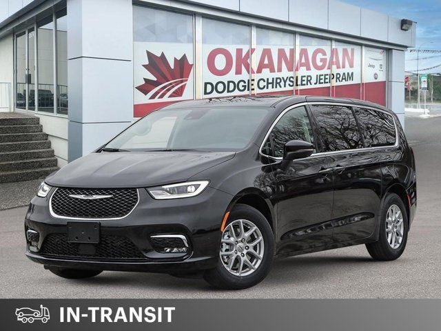  2024 Chrysler Pacifica Touring in Cars & Trucks in Kelowna