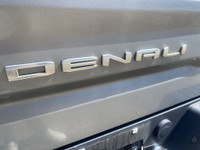 Prepare for a combination of style and capability with our 2023 GMC Sierra 1500 DENALI in the striki... (image 7)