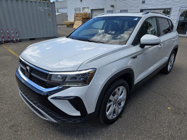 2022 Volkswagen Taos Comfortline in Cars & Trucks in Calgary