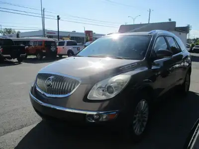 CLX AWD CUIR TOIT OUVRANT PANORAMIQUE 153000 KM 7 PASSAGERS FINANCEMENT MAISON DISPONIBLE 2010 2011...