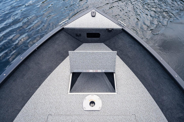 2023 Legend 18 XTE SPORT in Powerboats & Motorboats in Kawartha Lakes - Image 2