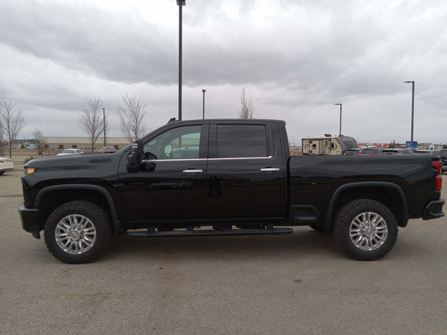 2022 Chevrolet Silverado 3500HD High Country -REAR VIEW CAMER... in Cars & Trucks in Grande Prairie - Image 3