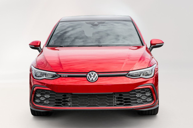 2022 Volkswagen Golf GTI Performance | TOIT PANO | Suspension aj in Cars & Trucks in Longueuil / South Shore - Image 2