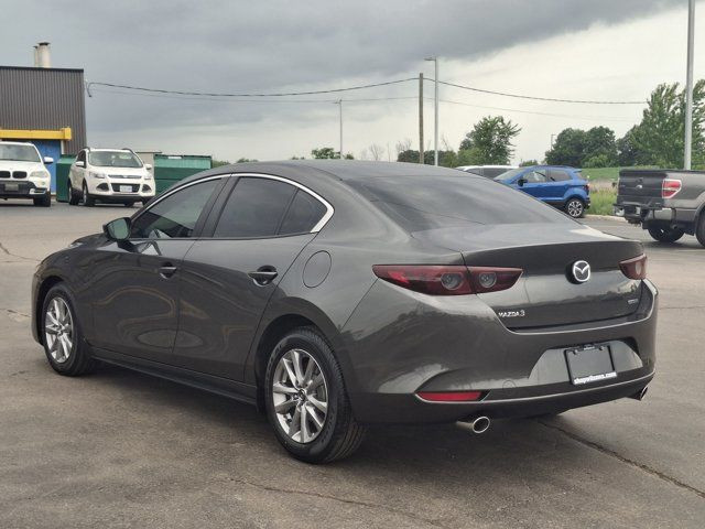 2019 Mazda Mazda3 GX Sedan | Auto | A/C | Bluetooth | in Cars & Trucks in Guelph - Image 3