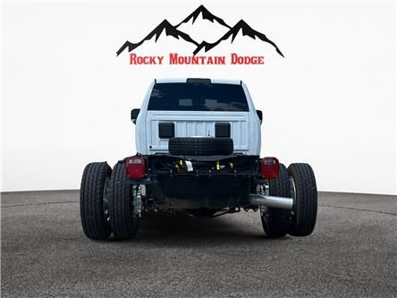 2024 RAM 5500 CREW CAB DIESEL CAB CHASSIS in Cars & Trucks in Red Deer - Image 4