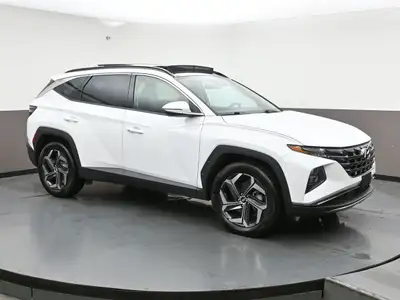 Just arrived and fully O'Regan's Green Light Certified this Tucson Luxury Hybrid features a complete...