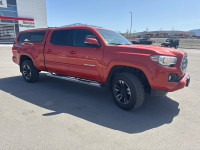 Navigation, Heated Seats, Rear View Camera, Bluetooth, Aluminum Wheels! SALES HOTLINE sales@cranbroo... (image 6)