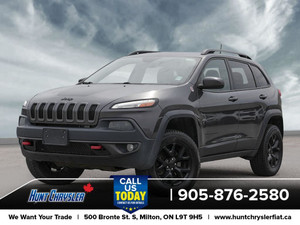 2018 Jeep Cherokee Trailhawk 4x4 | Pano