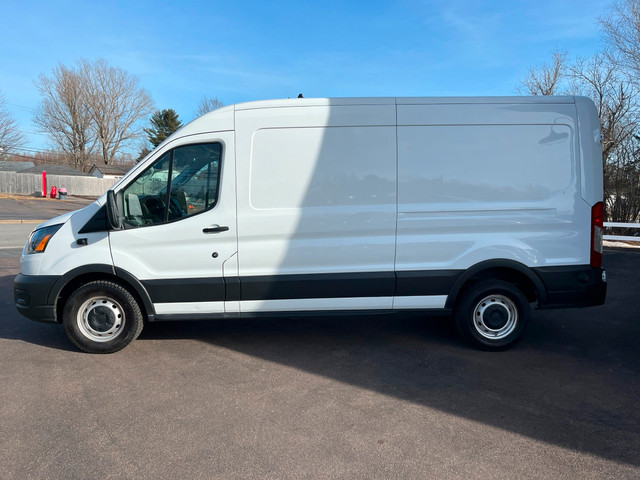 2020 Ford Transit-150 Cargo Medium Roof! Shelving! Backup Cam! in Cars & Trucks in Moncton - Image 4