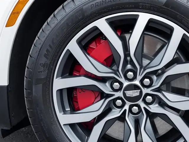 2022 Cadillac XT5 Sport AWD Pano Sunroof | Navi | 360 Backup Cam in Cars & Trucks in Oakville / Halton Region - Image 6