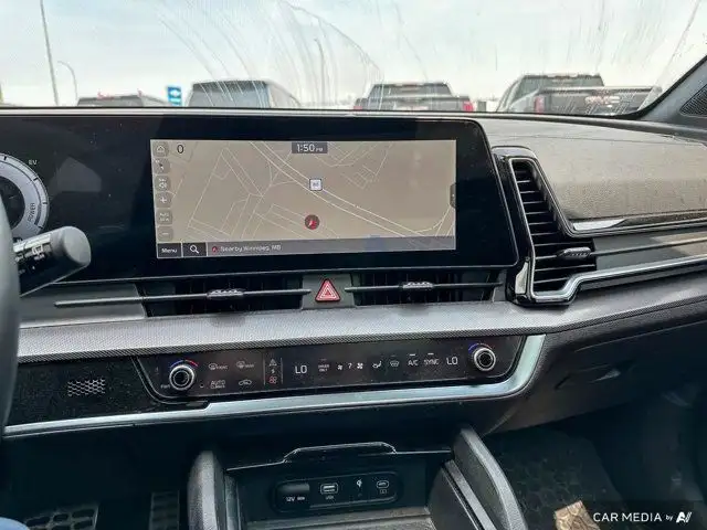 2023 Kia Sportage Plug-In Hybrid SX 1.6L AWD | in Cars & Trucks in Winnipeg - Image 18