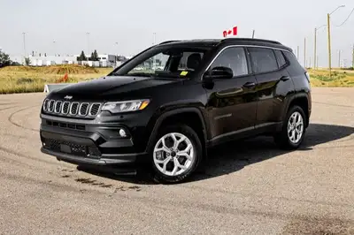 This Jeep Compass has a dependable Intercooled Turbo Regular Unleaded I-4 2.0 L/122 engine powering...