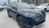 Toyota RAV4 XLE 2020, Jantes en alliage de 17″, Démarrage sans clé avec bouton-poussoir, Écran tacti... (image 2)