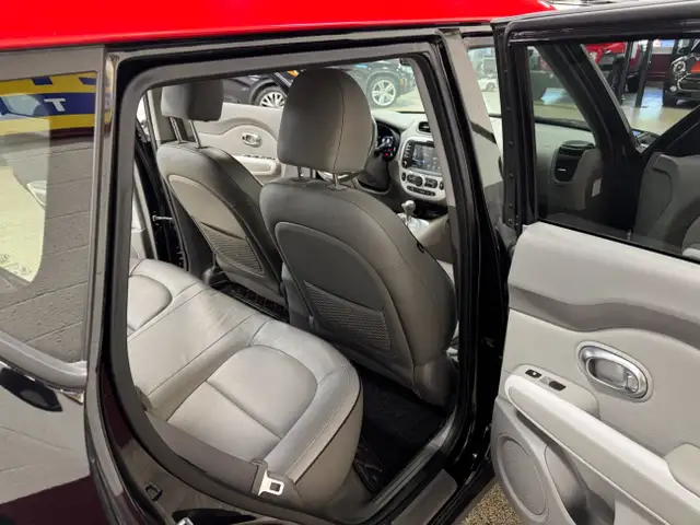 2018 Kia Soul EV LUXURY - BLUETOOTH - NAVI - BACKUP CAMERA - COM in Cars & Trucks in Mississauga / Peel Region - Image 14