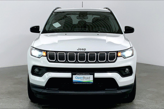 2022 Jeep Compass 4x4 North in Cars & Trucks in Delta/Surrey/Langley - Image 2