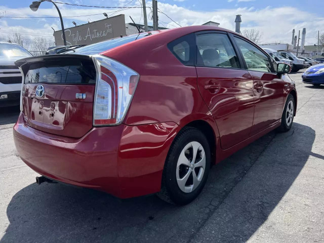 2012 TOYOTA Prius Prius Prius Prius Prius Prius II in Cars & Trucks in Laval / North Shore - Image 2