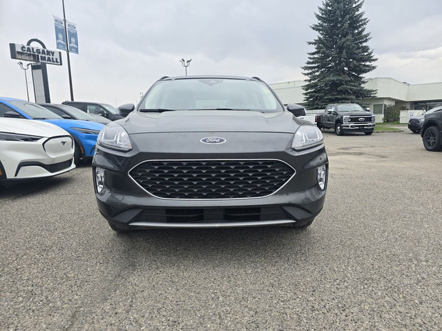  2020 Ford Escape SEL | HEATED LEATHER | NAV | PANO ROOF | REM S in Cars & Trucks in Calgary - Image 2