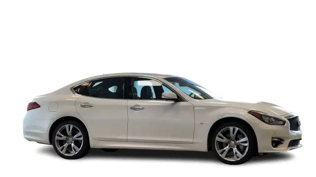 2019 Infiniti Q70 3.7 AWD Sport Fresh Trade! Local Unit! Rare Un in Cars & Trucks in Regina - Image 18