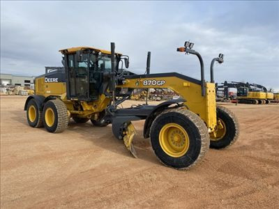 2018 John Deere 870G in Heavy Equipment in Winnipeg - Image 2