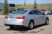 *Price excludes GST and cost/charges associated with financing. Silver Ice Metallic - 2018 Chevrolet... (image 6)