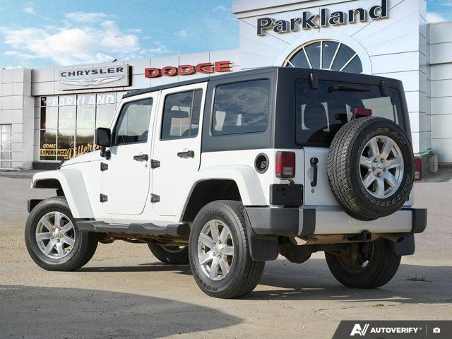 2017 Jeep Wrangler Unlimited Sahara 4 Door 4x4 V6 Auto Nav in Cars & Trucks in St. Albert - Image 3