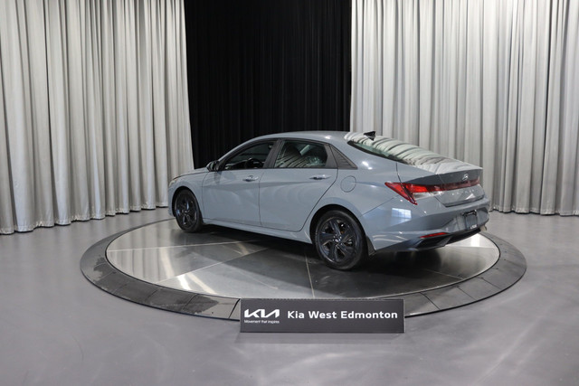 2022 Hyundai Elantra Preferred Heated Seats/Wheel / Push Star... in Cars & Trucks in Edmonton - Image 4