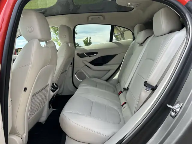 2019 Jaguar I-PACE First Edition in Cars & Trucks in Calgary - Image 13