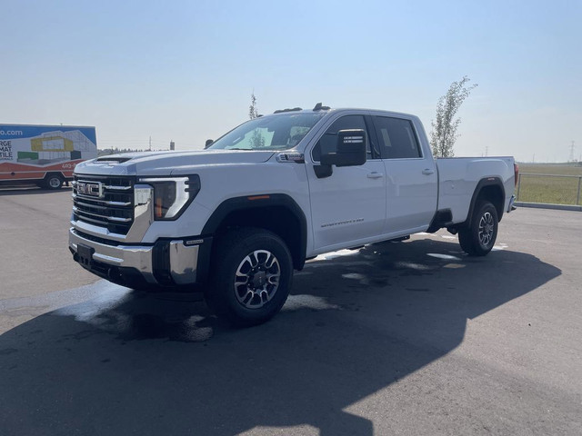 2025 GMC Sierra 3500HD SLE in Cars & Trucks in Calgary - Image 4